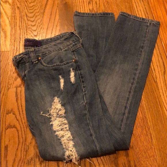 Miley Cyrus Super Ripped Jean - Picture 1 of 3